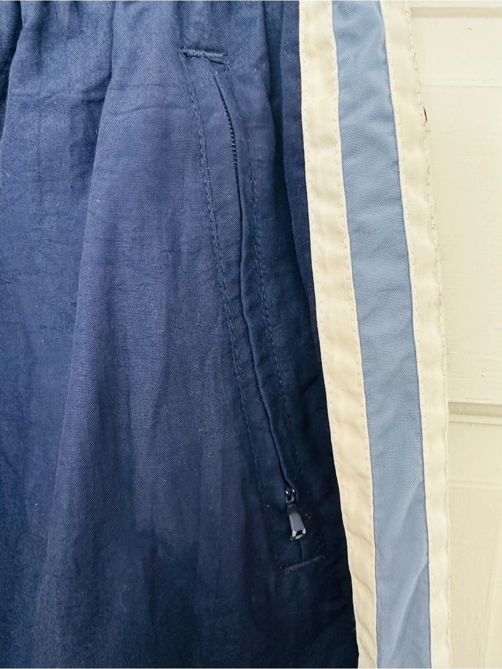 No Boundaries Navy Track Pants with Light Blue & White Side Stripes Sz 10/12